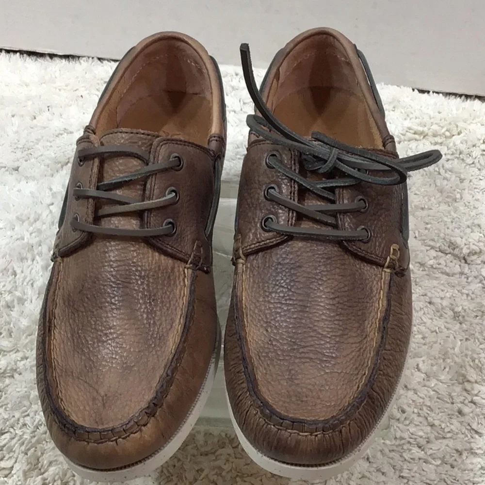Frye men’s distressed brown leather boat shoes 9.5